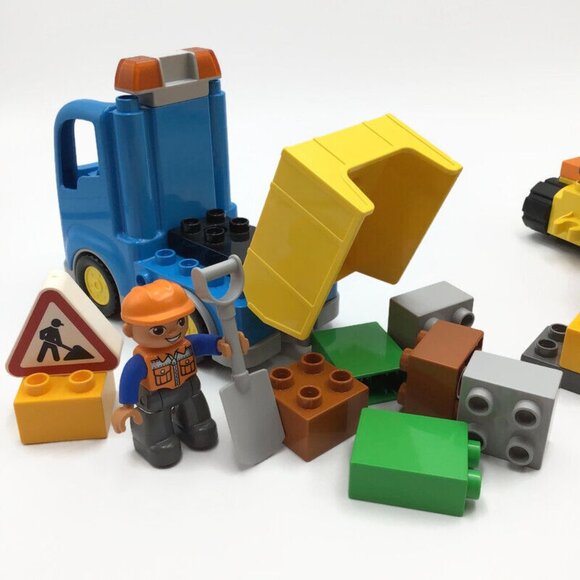 LEGO DUPLO Truck & Tracked Excavator 10812 Construction Site Vehicles *Complete* - Picture 2 of 7